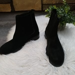 Aquatalia Suede Black Ankle Booties